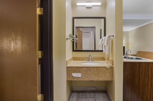 Best Western Gold Poppy Inn image 25